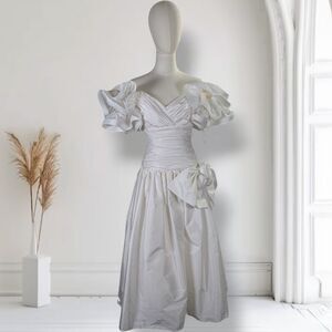 Vintage 80s Julie Duroche White Satin Wedding Formal Dress Size 2 Off Shoulder